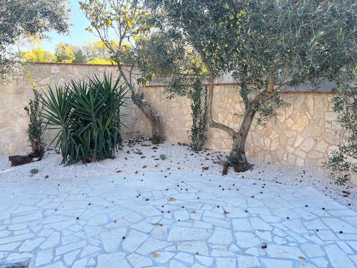 Nuova villa ristrutturata, piscina, prezzo ridotto - Pirovac, Vodice