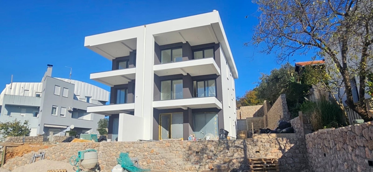 Appartamento con vista panoramica sul mare e piscina - Omišalj