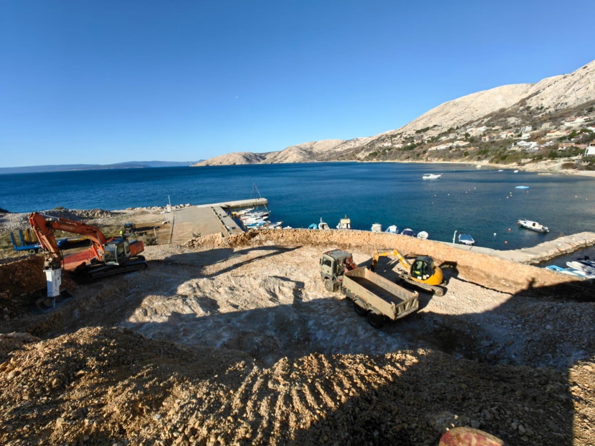 Esclusivo! Appartamento, 1a fila al mare