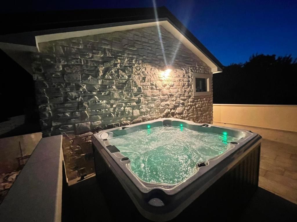 &lt;Villa rustica di lusso con piscina - Isola di Krk&gt;