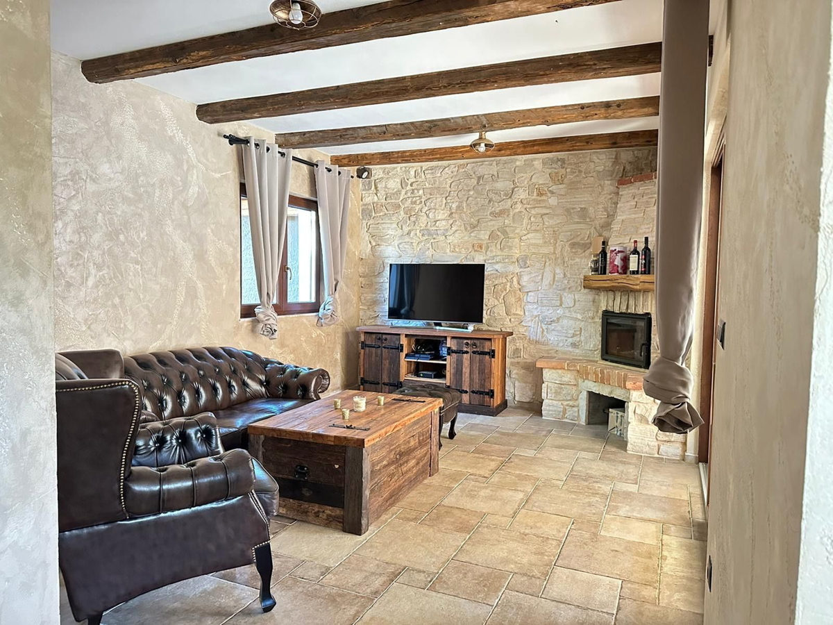 &lt;Villa rustica di lusso con piscina - Isola di Krk&gt;