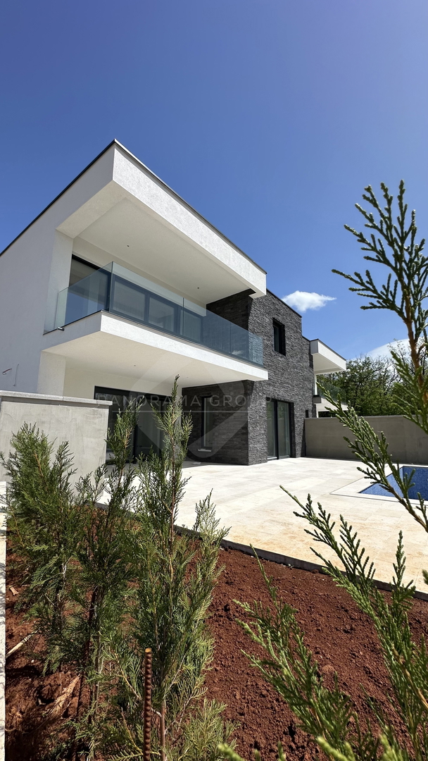 Appartamento di lusso di 151 m² con piscina e giardino – a 100 m dal mare, Kraljevica