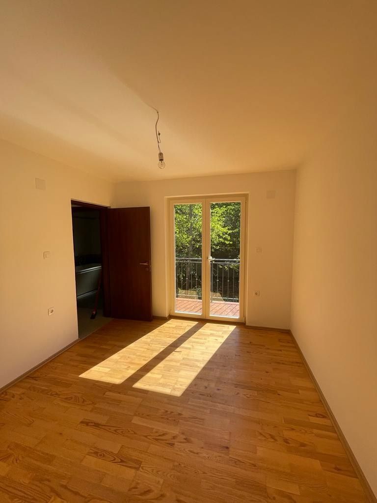 <p>Prekrasna vila u mirnom okruženju - Hlapa, Dobrinj</p>