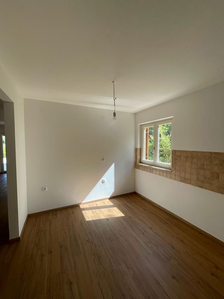 <p>Prekrasna vila u mirnom okruženju - Hlapa, Dobrinj</p>