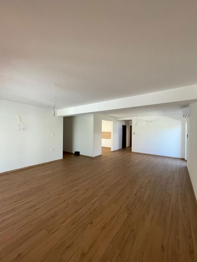 <p>Prekrasna vila u mirnom okruženju - Hlapa, Dobrinj</p>