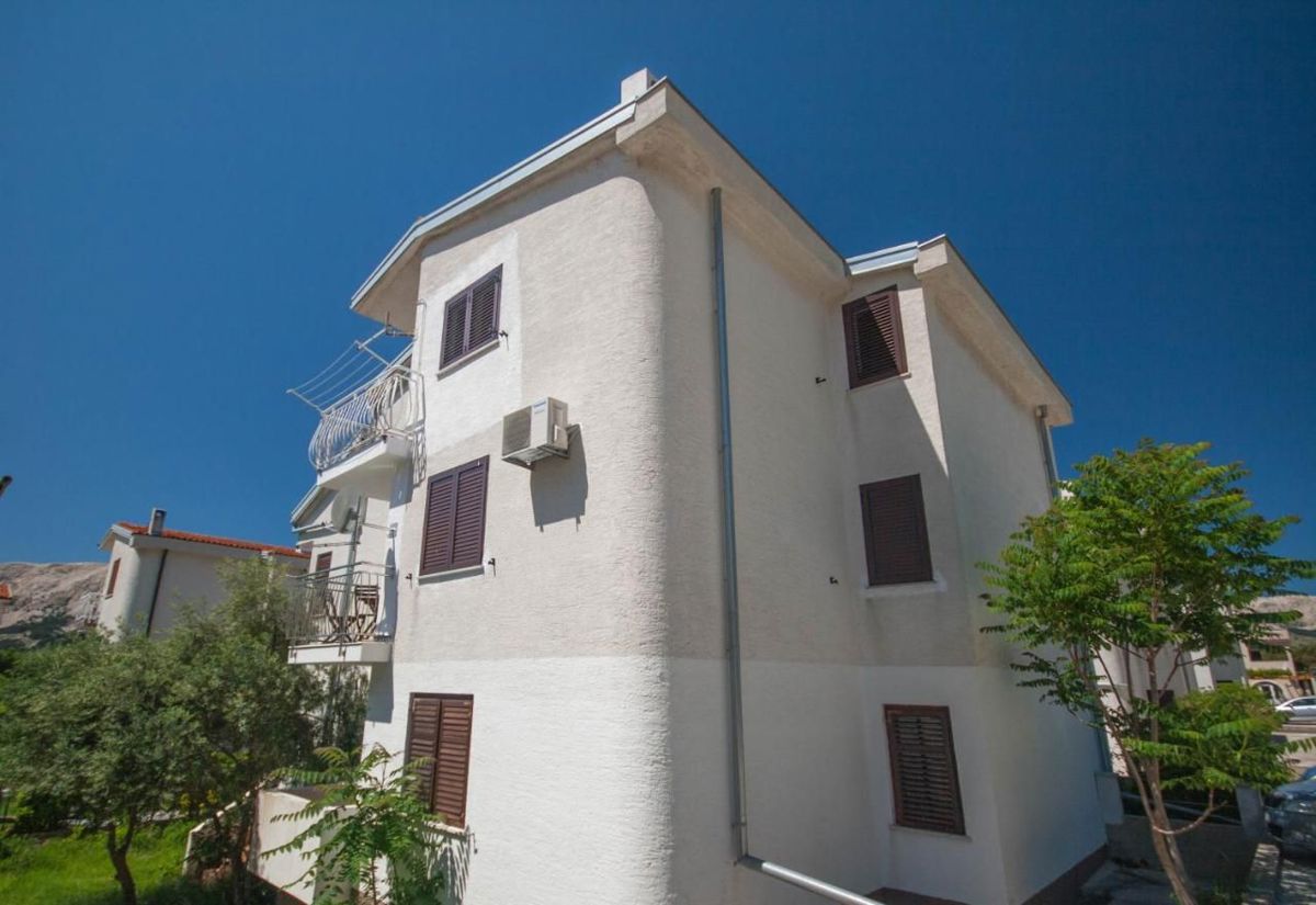 Simpatico appartamento a Baška