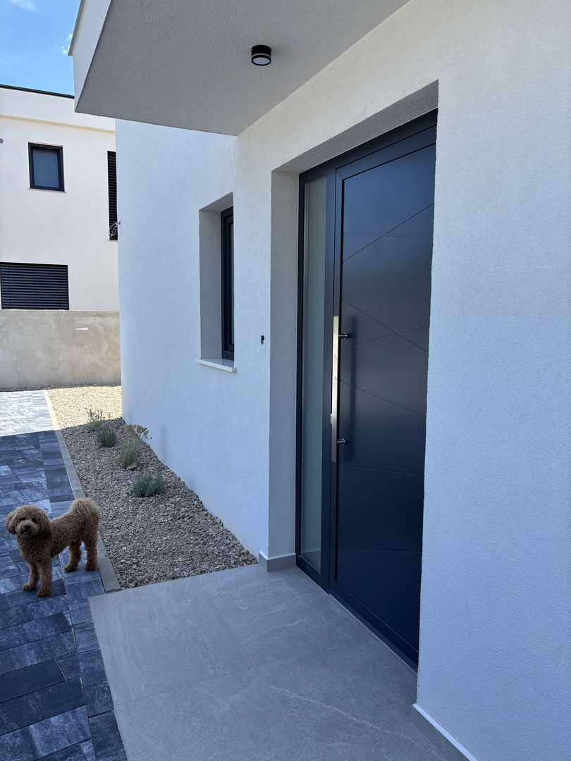 Moderna lussuosa villa con piscina e vista mare – Brzac, isola di Krk