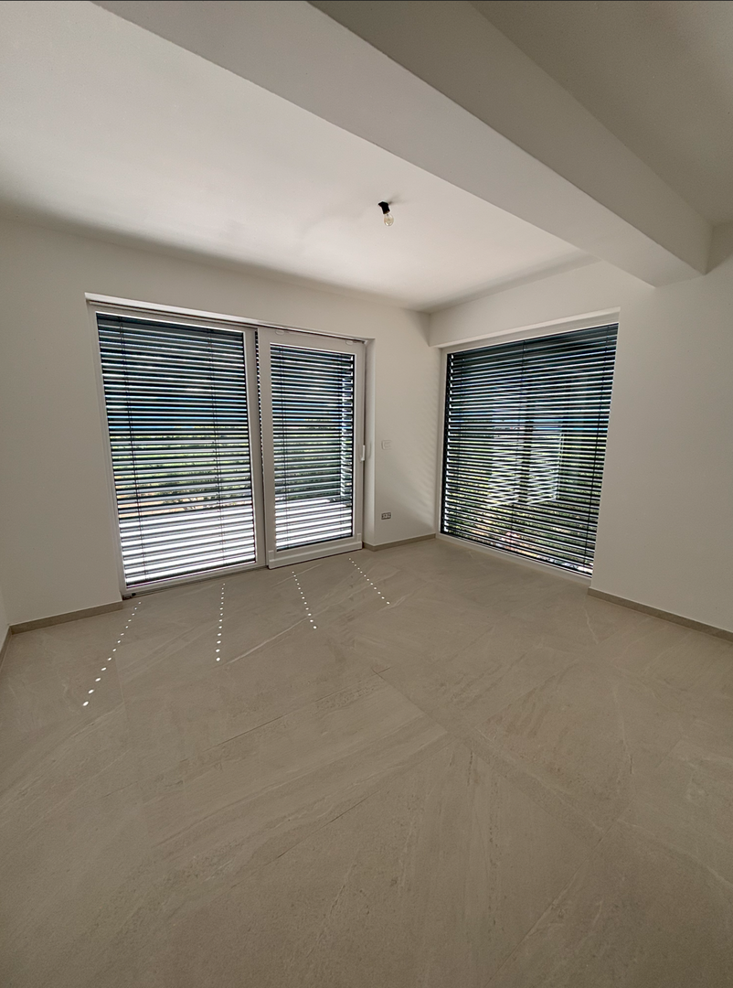 Moderna lussuosa villa con piscina e vista mare – Brzac, isola di Krk