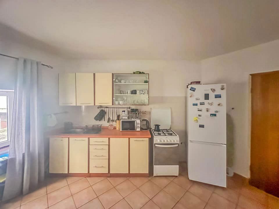 Casa nel centro di Brtonigla, con due appartamenti