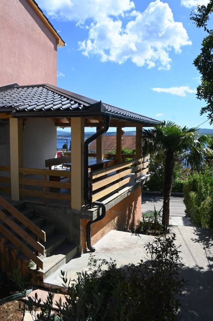 <p>Meraviglioso appartamento con tre terrazze e vista mare - Dramalj</p>