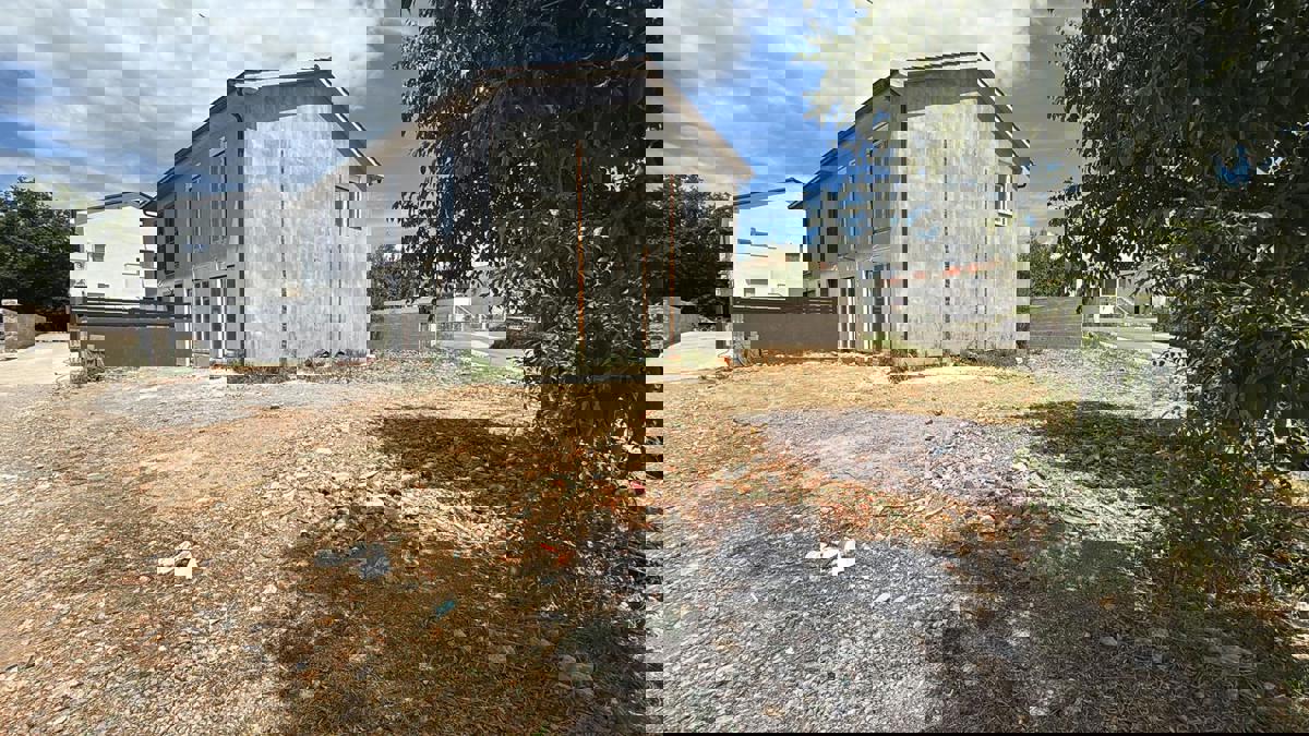 Dvojna casa in fase roh bau - occasione! Garica, Vrbnik