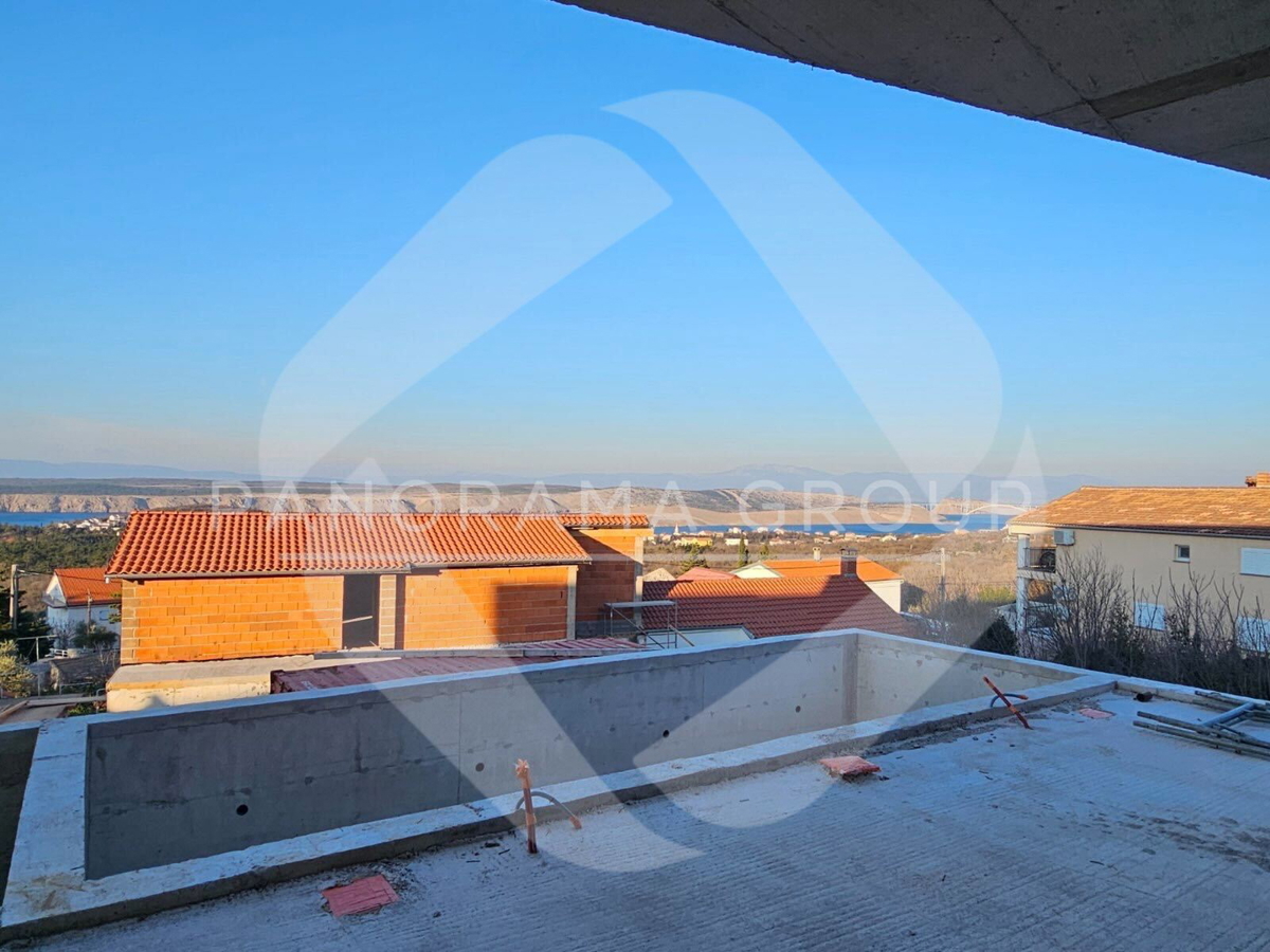 Jadranovo, Dvojna kuća con piscina privata