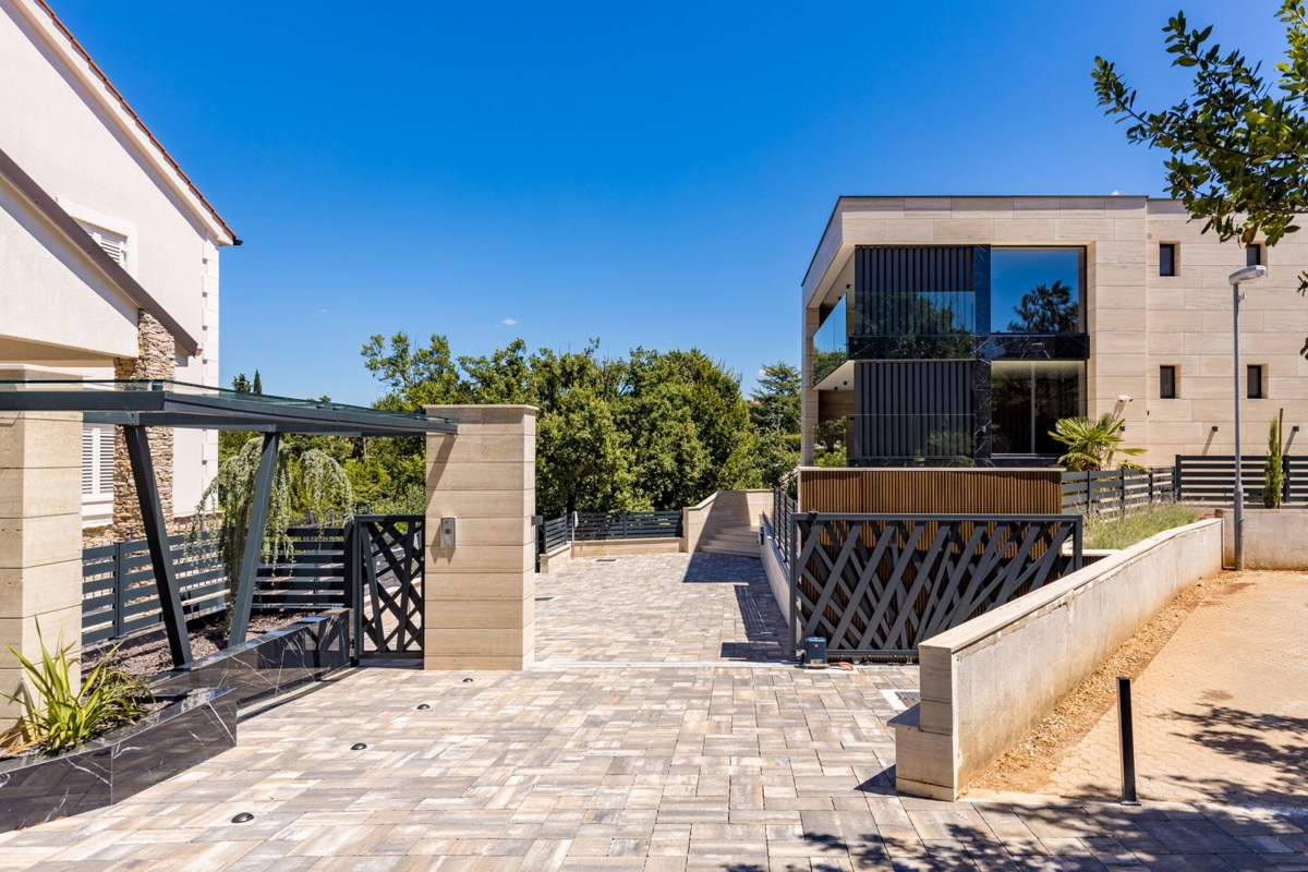 Malinska - appartamento arredato da designer