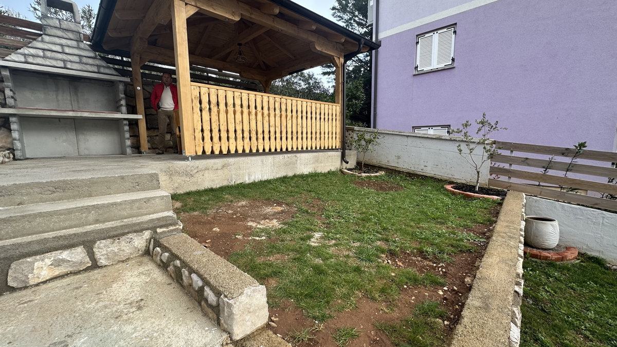 Appartamento affascinante con giardino e barbecue – 200 m dal mare, posizione tranquilla