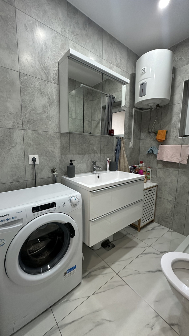 Appartamento luminoso con vista mare e due terrazze – a 250 m dalla spiaggia, Dramalj