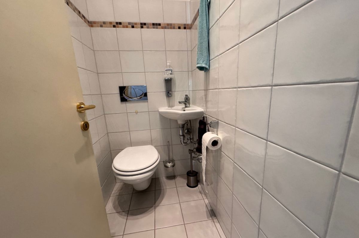 <pre>Bellissimo appartamento a Puntu, in ottima posizione, a 50m dal mare</pre>