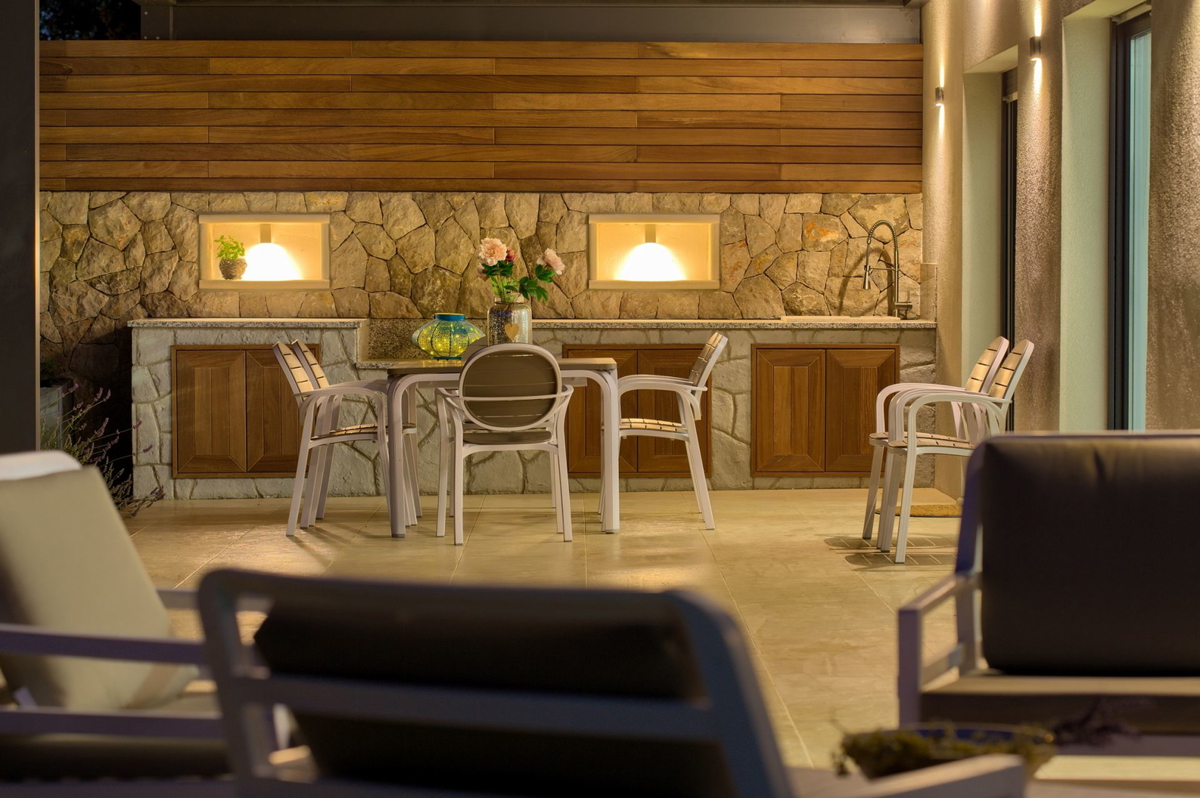 <Vila sa panoramskim pogledom na more - Vrbnik>  <Vila con vista panoramica sul mare - Vrbnik>