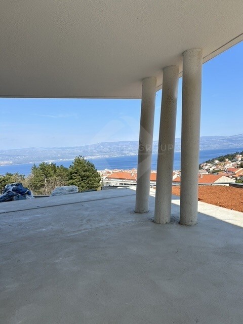 Lussuosa villa familiare con piscina e vista panoramica sul mare – Vrbnik, isola di Krk