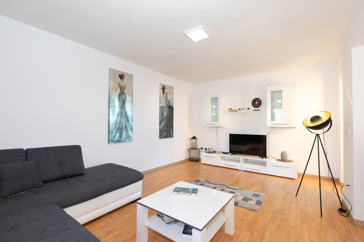 Novamente ristrutturato appartamento, 130 m2