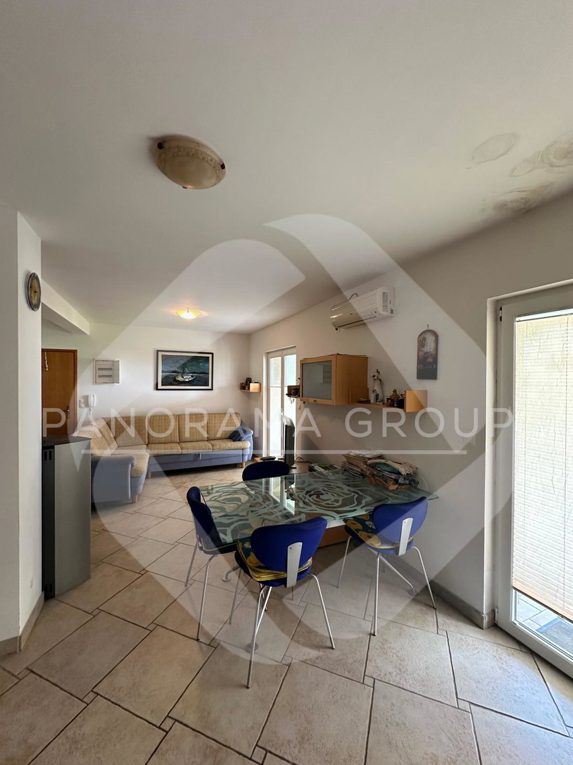 Novo, solo da noi! Appartamento con giardino, a 100m dal mare e dalla spiaggia, Klimno