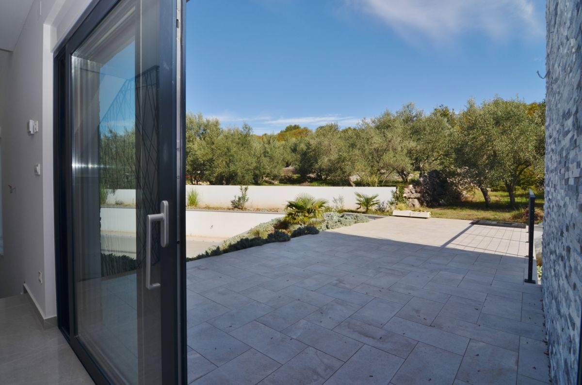 Lussuosa nuova villa con piscina e vista mare – Krk