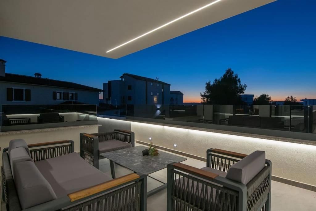 &lt;Villa di lusso - esclusiva in offerta - Medulin, Istria&gt;
