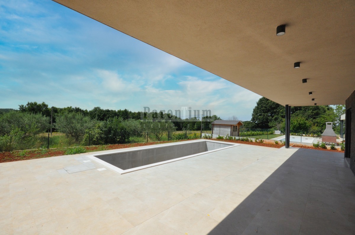 Tinjan, dintorni, splendida casa su un piano circondata dalla natura!