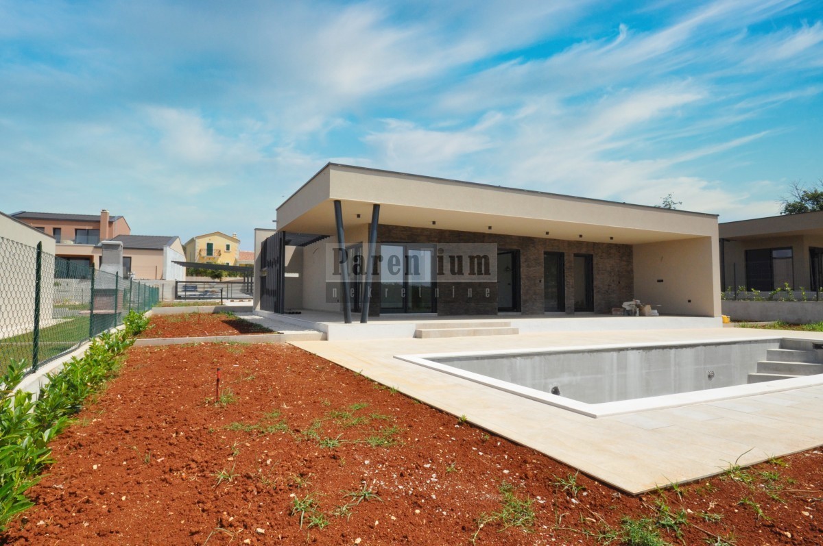 Tinjan, dintorni, splendida casa su un piano circondata dalla natura!