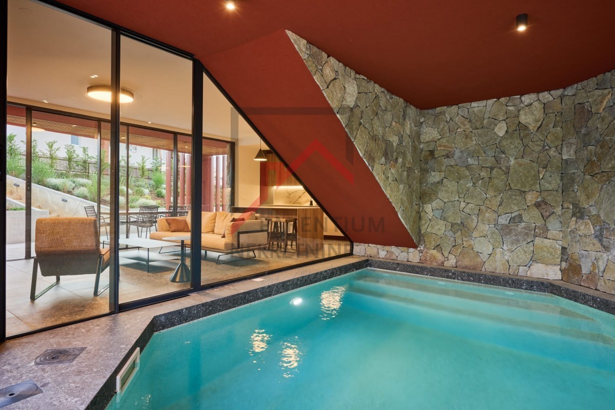 Poreč, dintorni, bellissima villa moderna con piscina coperta!