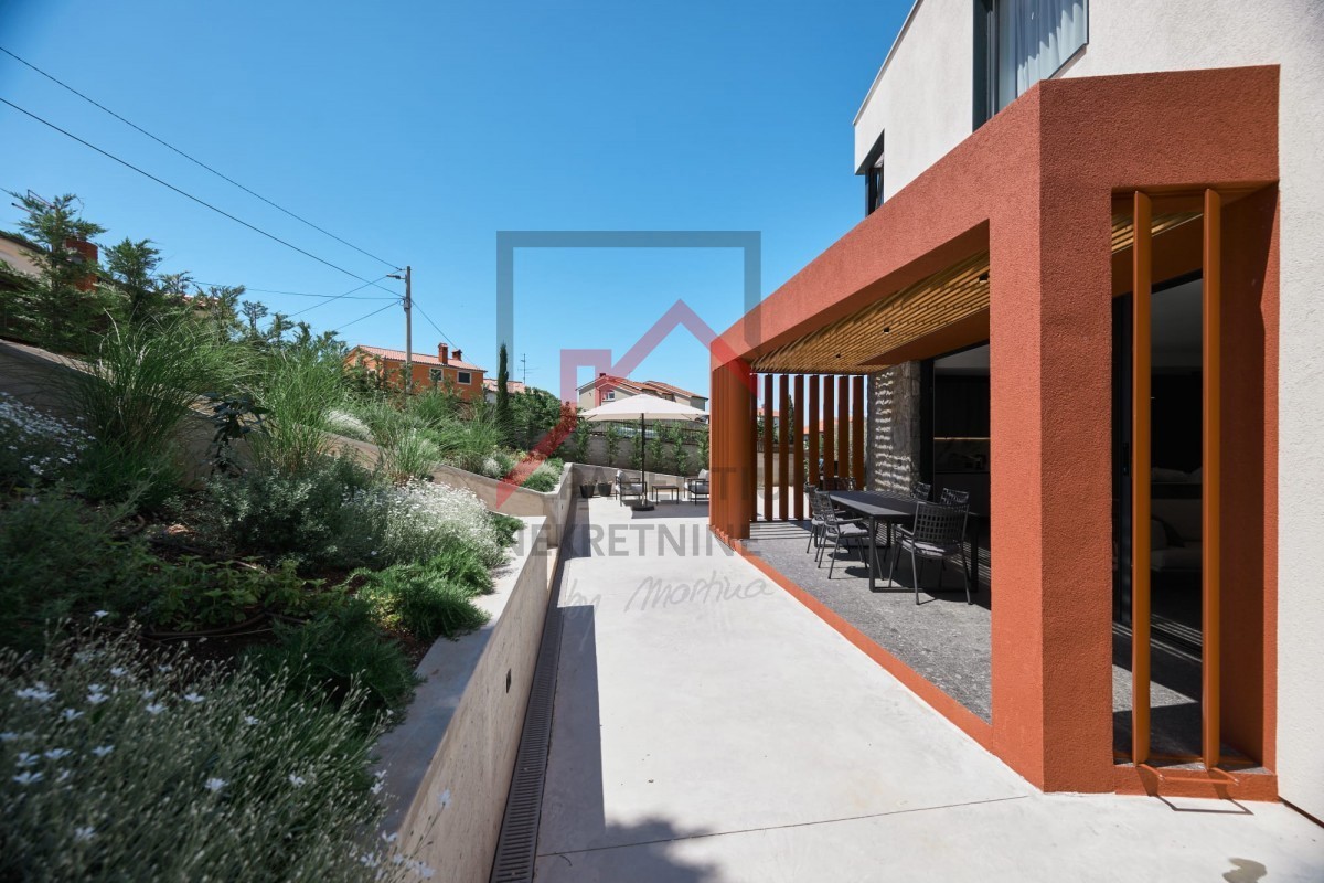 Poreč, dintorni, bellissima villa moderna con piscina coperta!