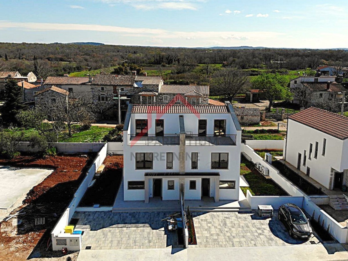 Istria, Parenzo - Casa bifamiliare vicino a Parenzo - nuova costruzione con vista panoramica