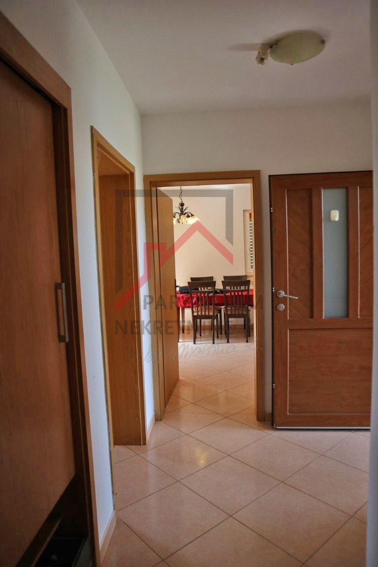 Zona Parenzo, casa con 3 unità abitative