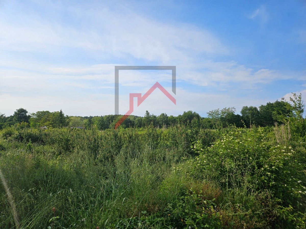 Terreno edificabile per la costruzione di una casa residenziale