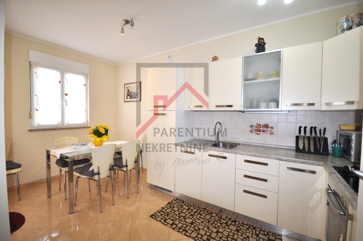 Cittanova, appartamento con vista mare e due camere da letto!!!