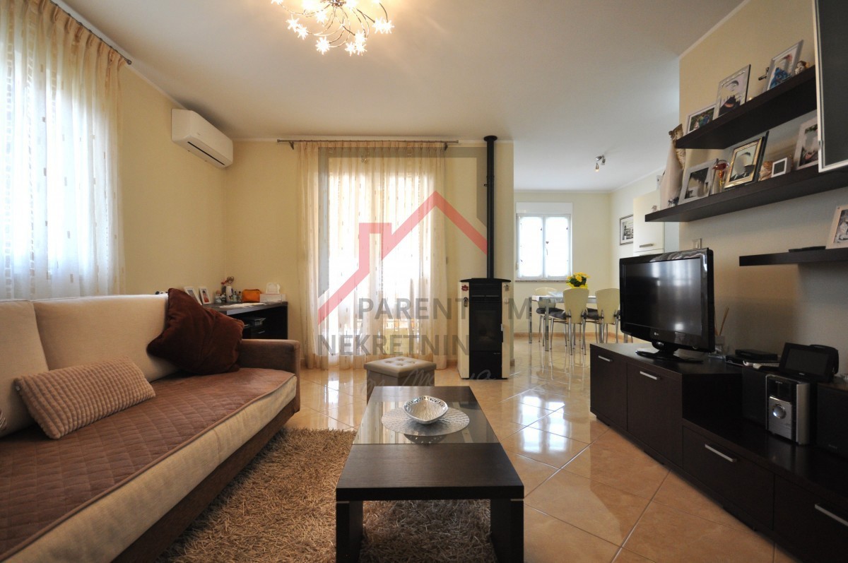 Cittanova, appartamento con vista mare e due camere da letto!!!