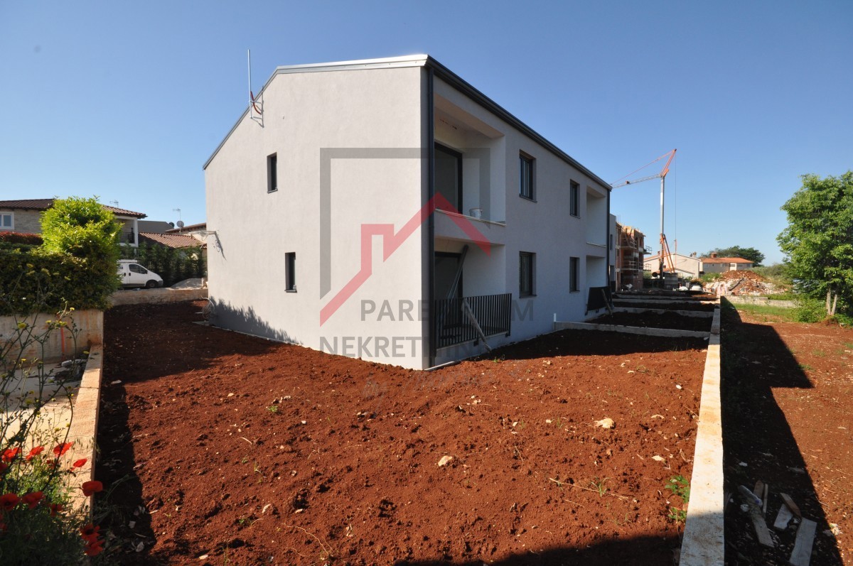 Poreč, dintorni, appartamento con due camere da letto in una nuova costruzione.