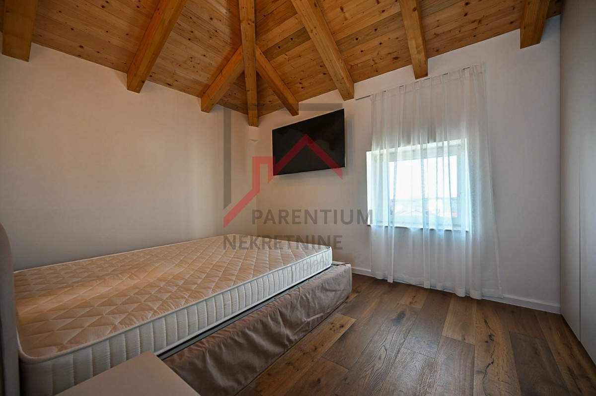 Istria, Cittanova - Casa in pietra ristrutturata con vista mare