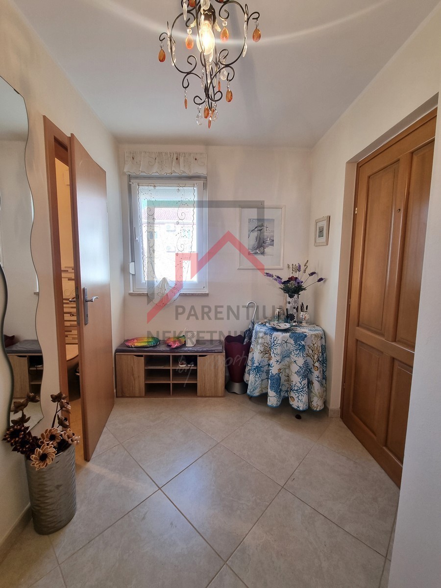 NOVIGRAD, Appartamento al 1° piano dell'edificio, vista mare