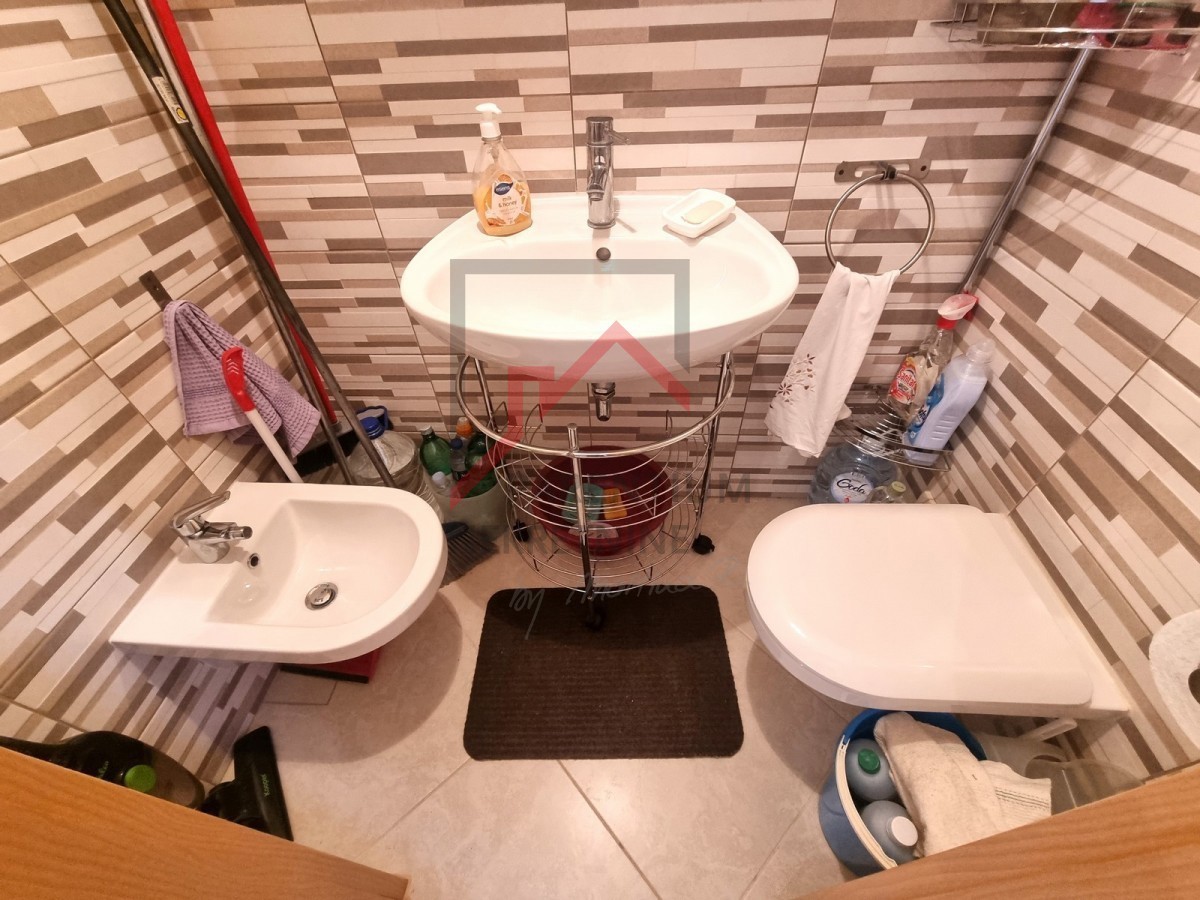 NOVIGRAD, Appartamento al 1° piano dell'edificio, vista mare