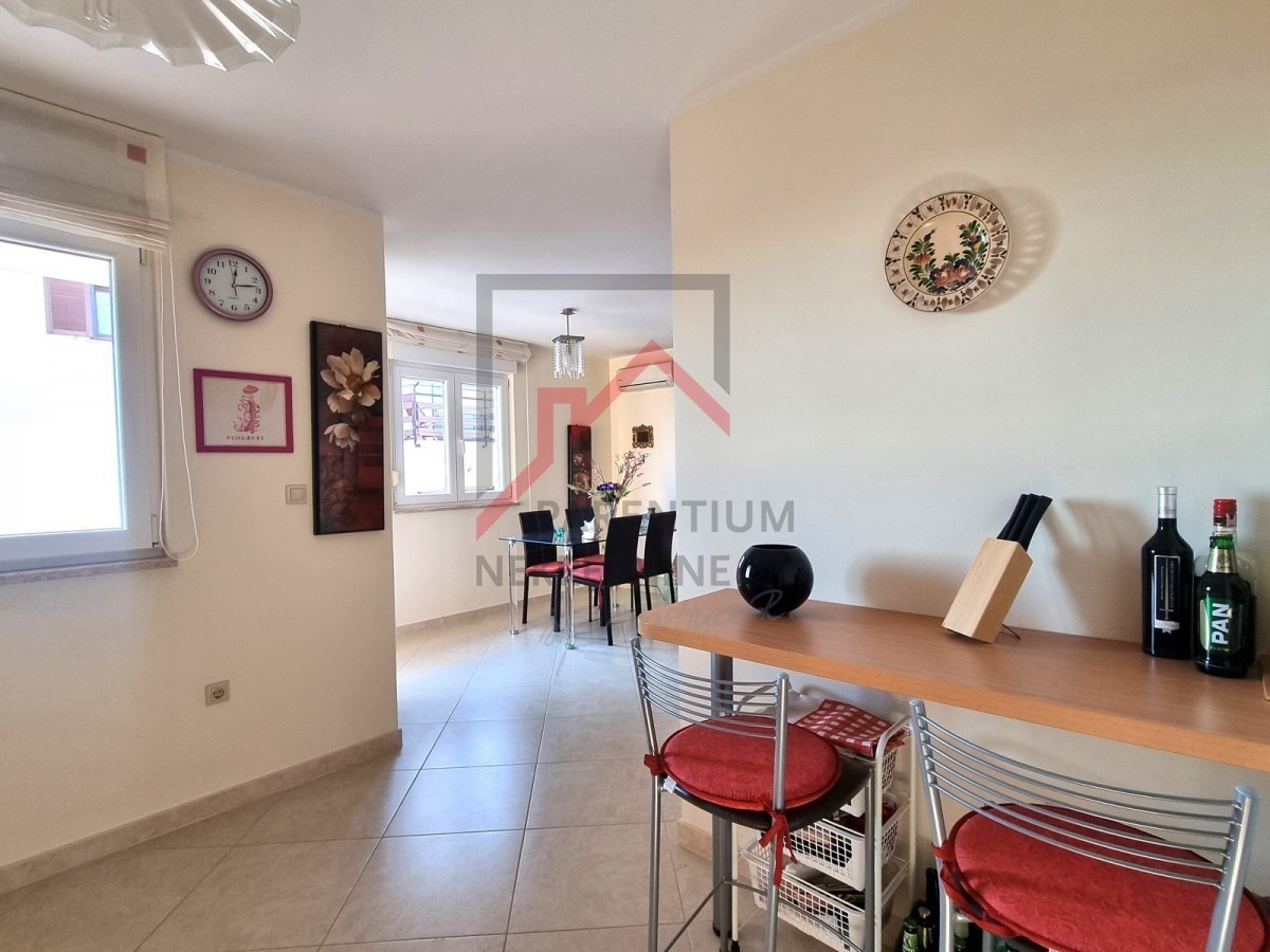 NOVIGRAD, Appartamento al 1° piano dell'edificio, vista mare