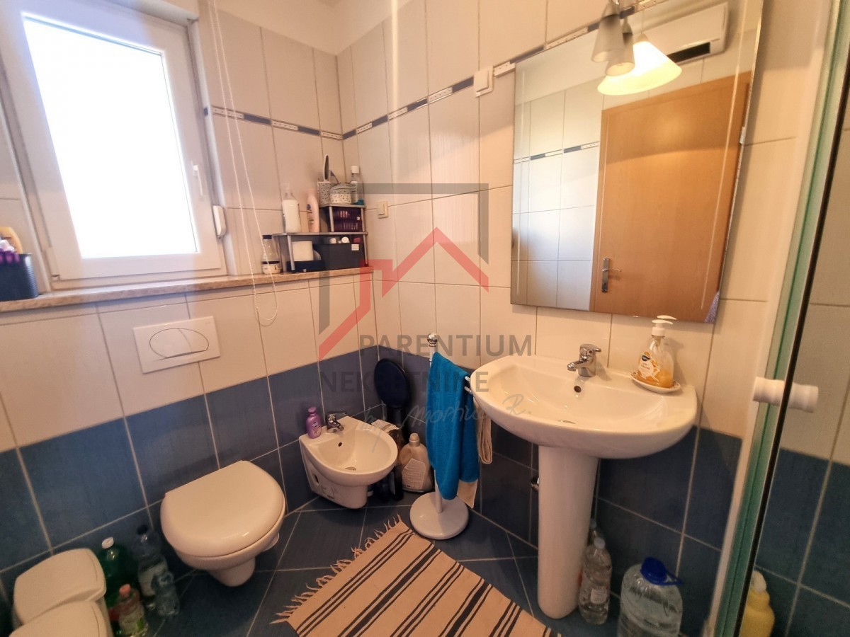 NOVIGRAD, Appartamento al 1° piano dell'edificio, vista mare