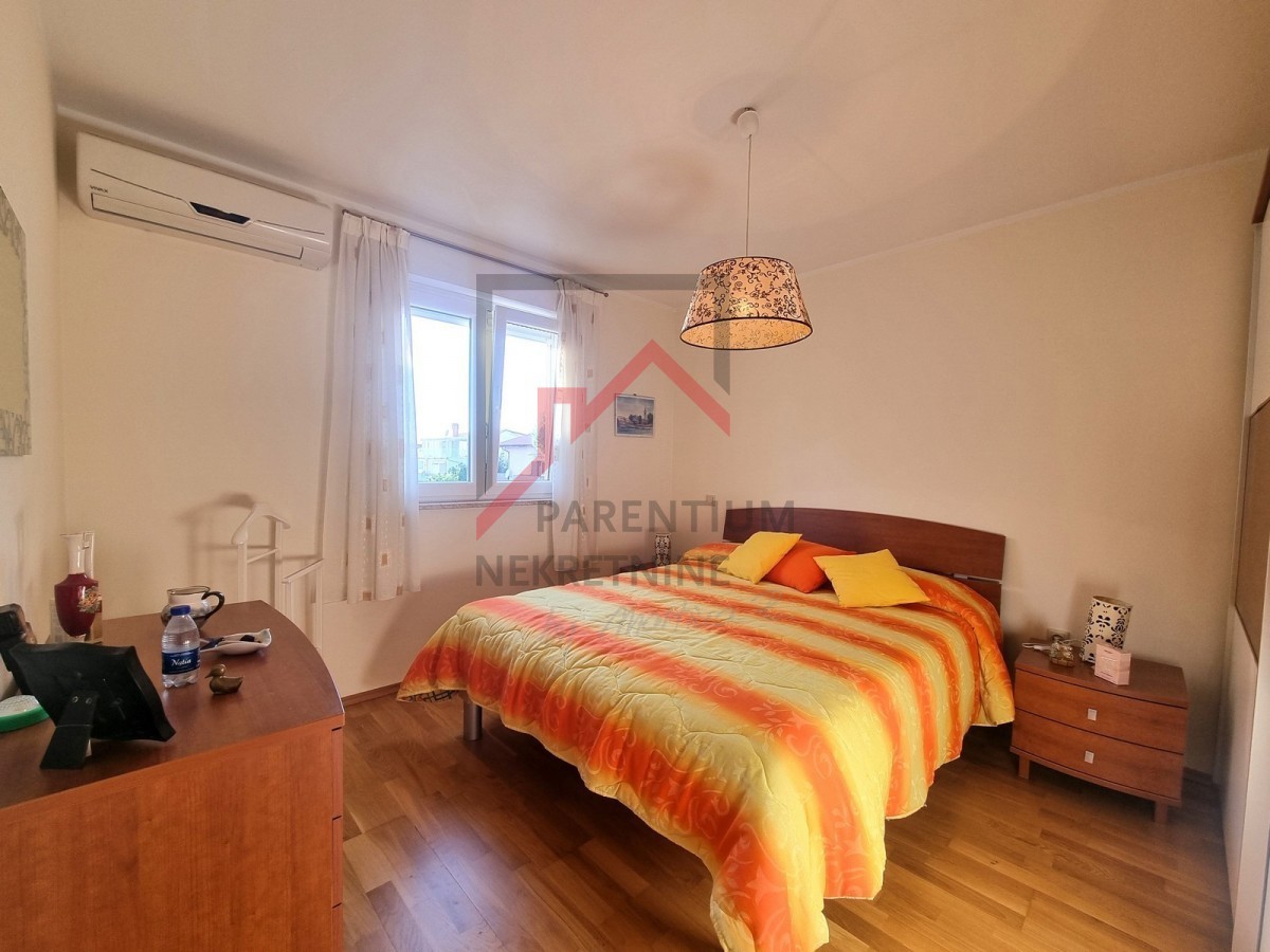 NOVIGRAD, Appartamento al 1° piano dell'edificio, vista mare