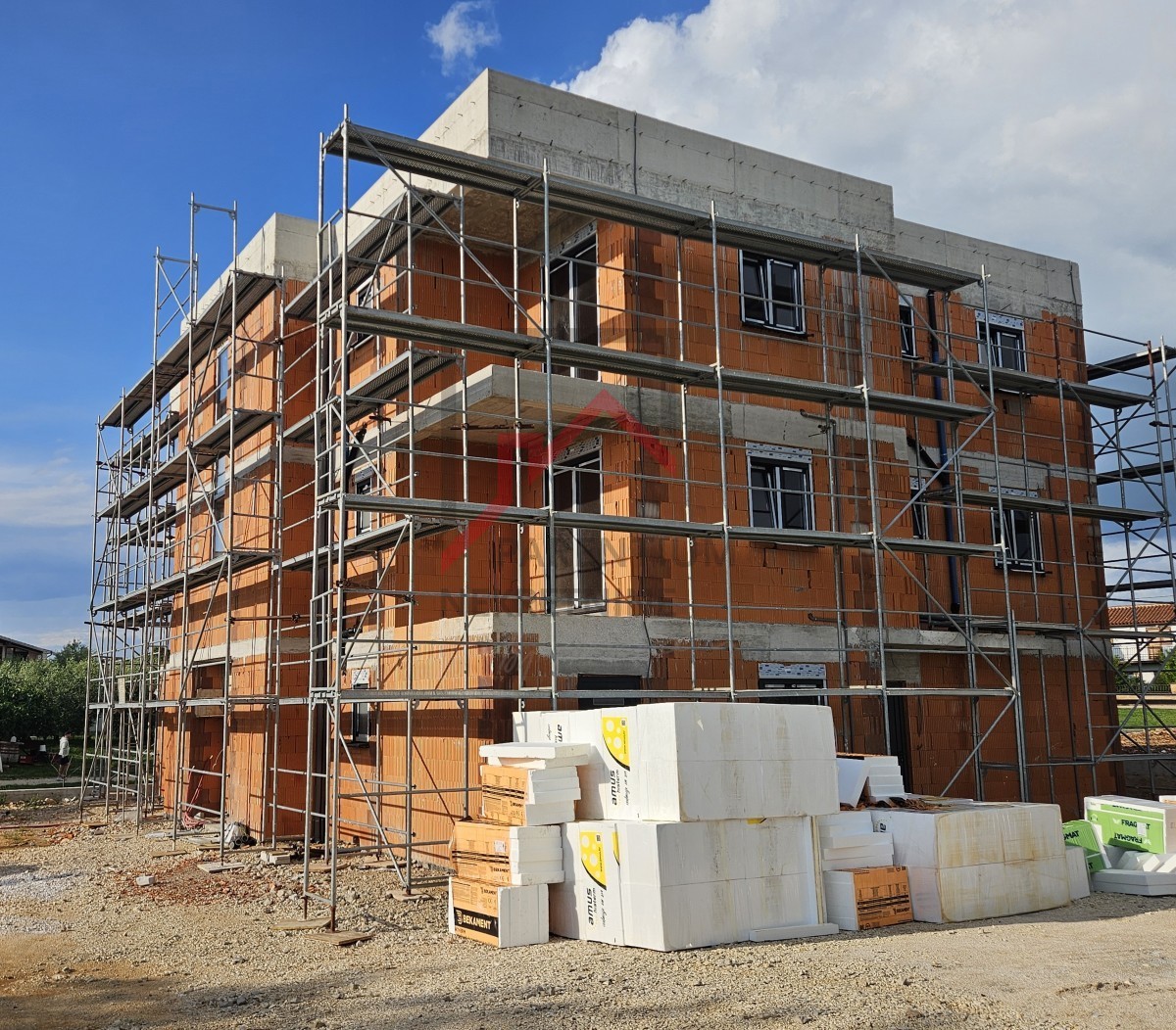 Nuova costruzione - appartamento con due camere da letto, vicino a Parenzo