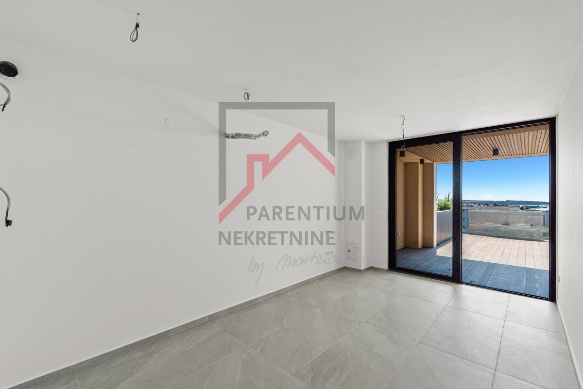 Istria, Cittanova - Appartamento con vista in un edificio di lusso