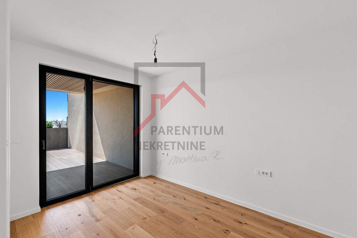 Istria, Cittanova - Appartamento con vista in un edificio di lusso