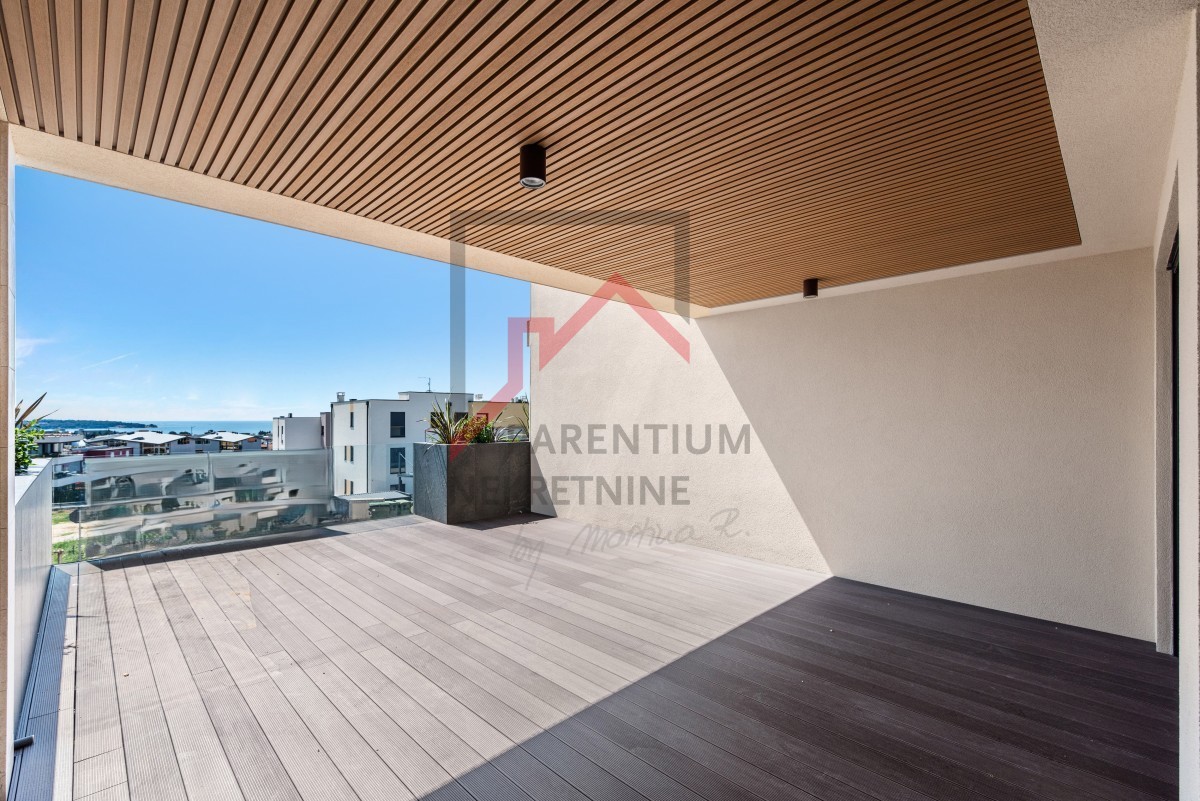 Istria, Cittanova - Appartamento con vista in un edificio di lusso