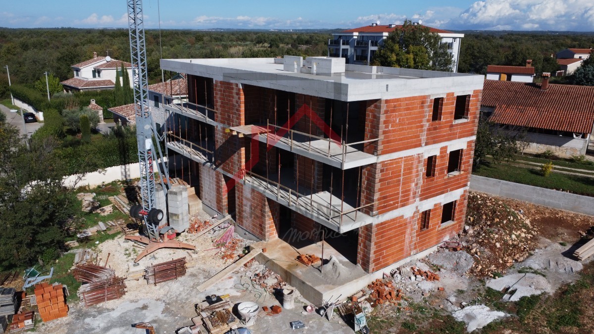 Nuova costruzione di qualità con vista mare e ampia terrazza in posizione tranquilla