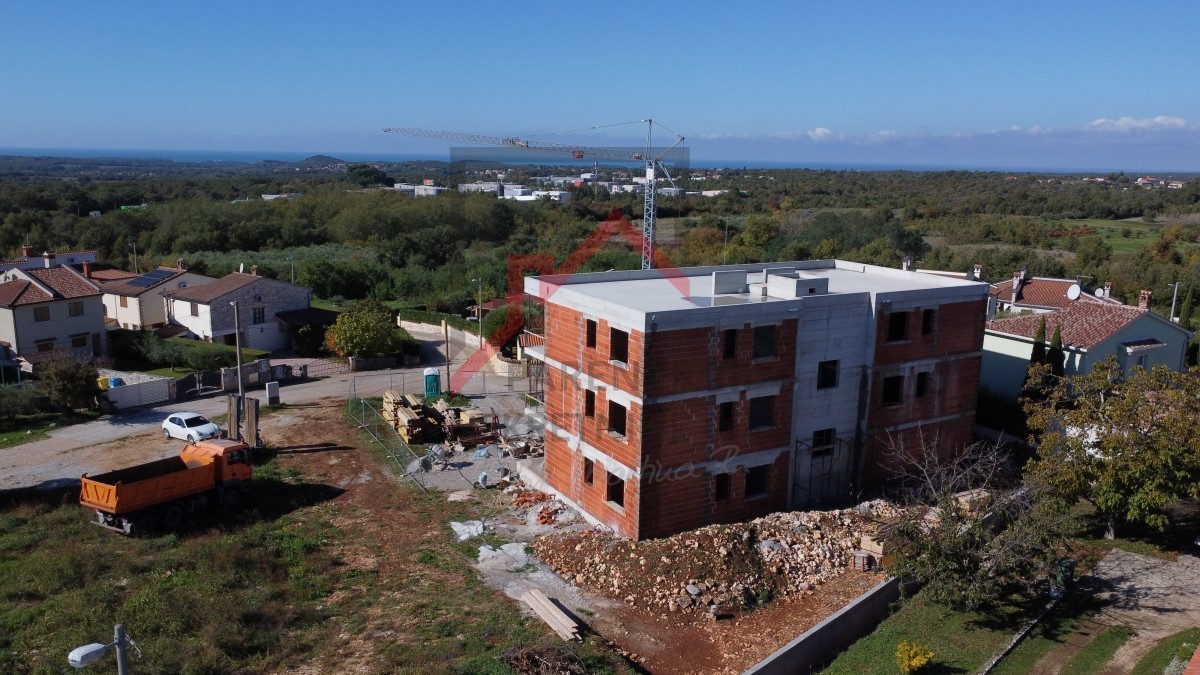 Appartamento al piano terra con due camere da letto e ampio cortile