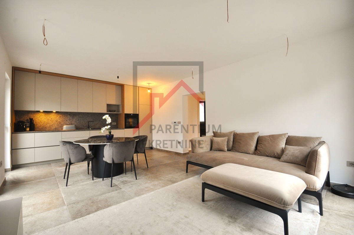 Funtana, grande opportunità, ottima posizione - casa arredata vicino al mare!!!