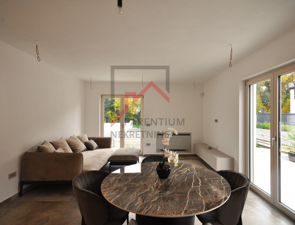 Funtana, grande opportunità, ottima posizione - casa arredata vicino al mare!!!